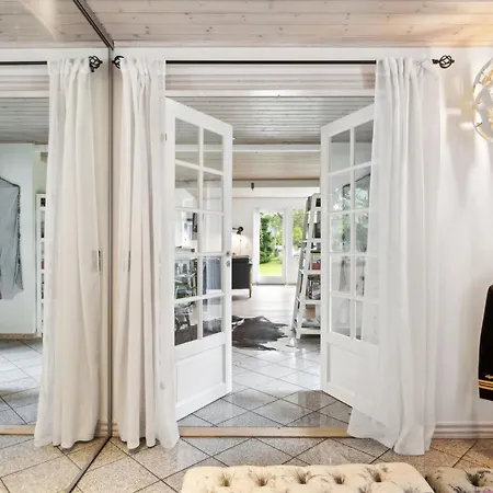 Feriehus - 1-2km From The Sea By Interhome
