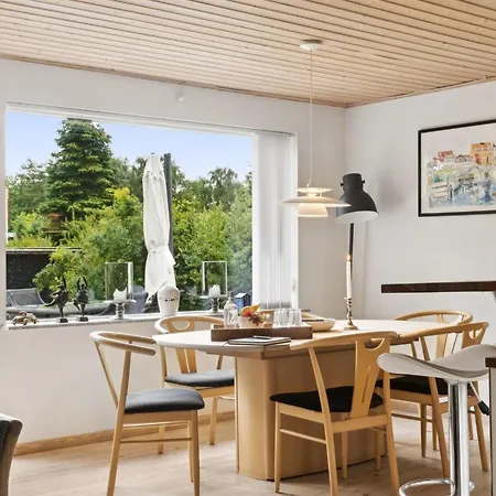 - 1-2km From The Sea By Interhome Feriehus