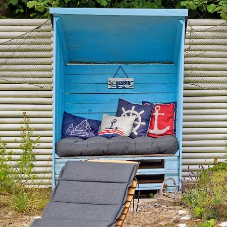 Holiday home - 1-2km From The Sea By Interhome *